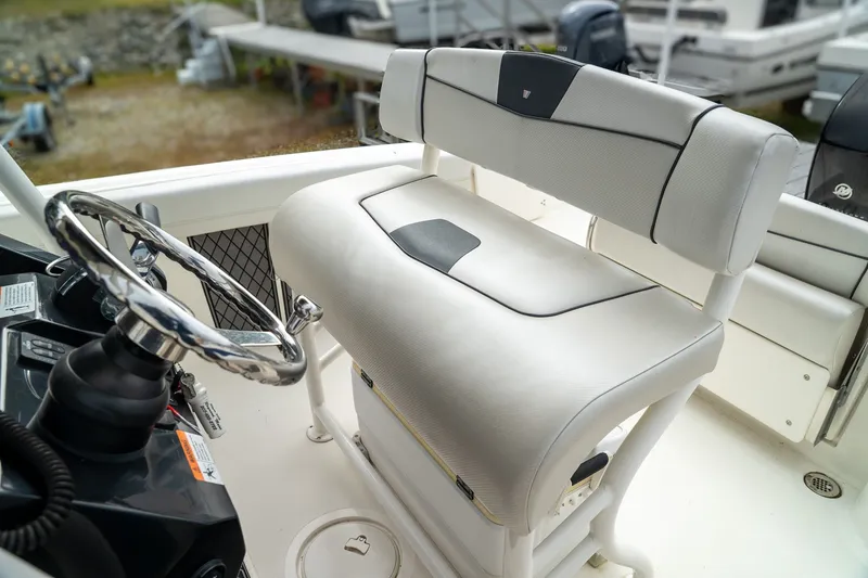 Slide: The Image of Wellcraft 222 Scarab Offshore 2017 - 26