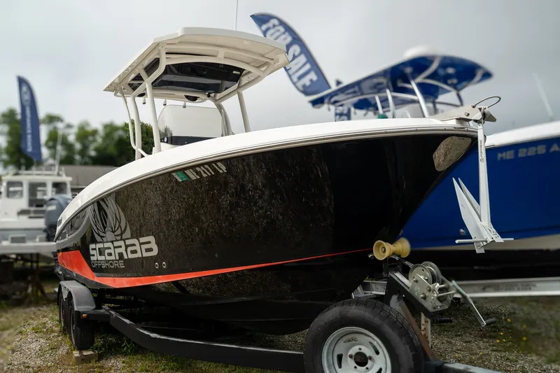 Slide: The Image of Wellcraft 222 Scarab Offshore 2017 - 4