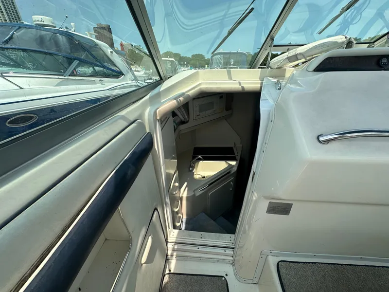 Slide: The Image of Sea Ray 300 Sundancer 1996 - 14