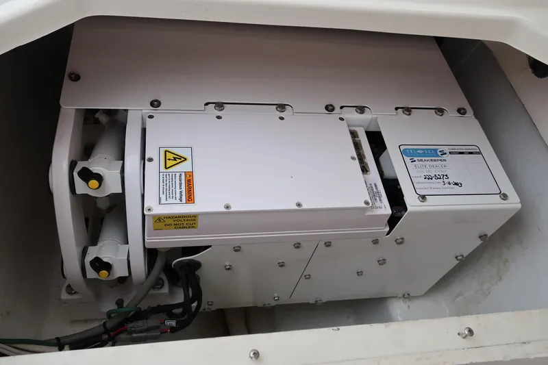 Slide: The Image of Electrical system of a 2016 Invincible 42 Open Fisherman boat. - 21