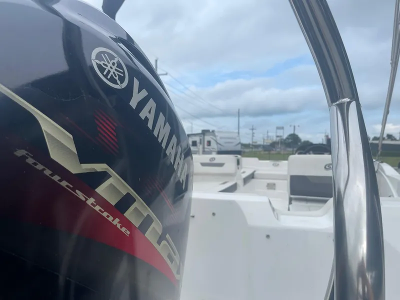 Slide: The Image of 2022 Hurricane SS185 OB boat with Yamaha outboard motor. - 7
