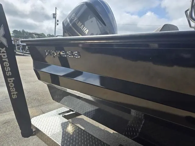 Slide: The Image of Xpress X23B 2025 - 10