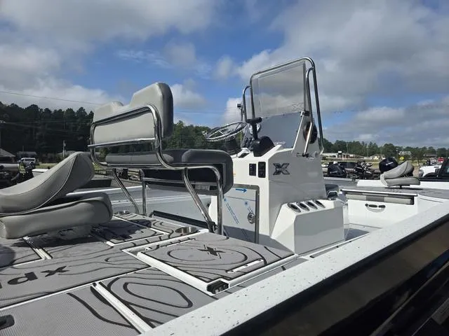 Slide: The Image of Xpress X23B 2025 - 11