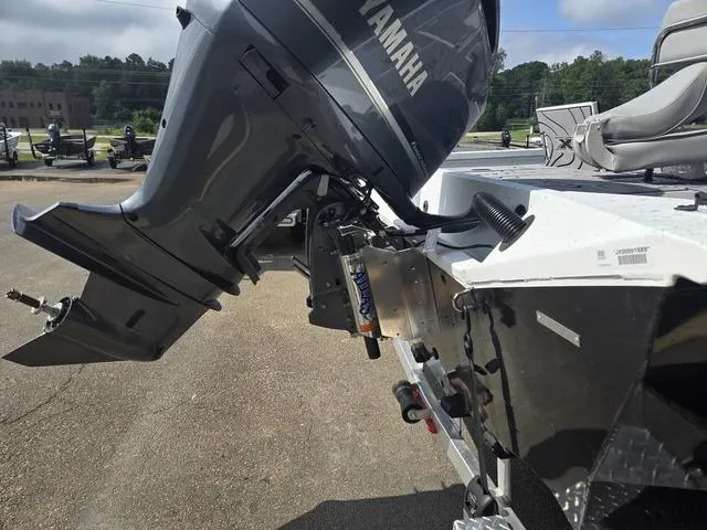 Slide: The Image of Xpress X23B 2025 - 12