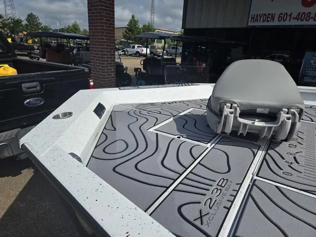 Slide: The Image of Xpress X23B 2025 - 21