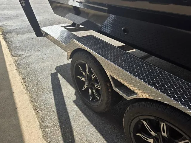 Slide: The Image of Xpress X23B 2025 - 8