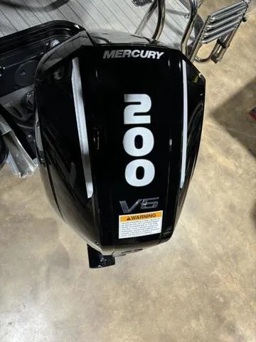 Slide: The Image of Starcraft SLS 3 Pontoon 2025 - 26