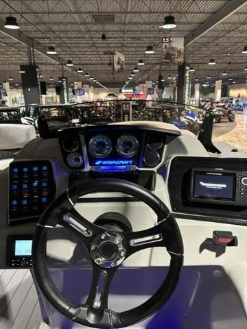 Slide: The Image of Starcraft SLS 3 Pontoon 2025 - 8