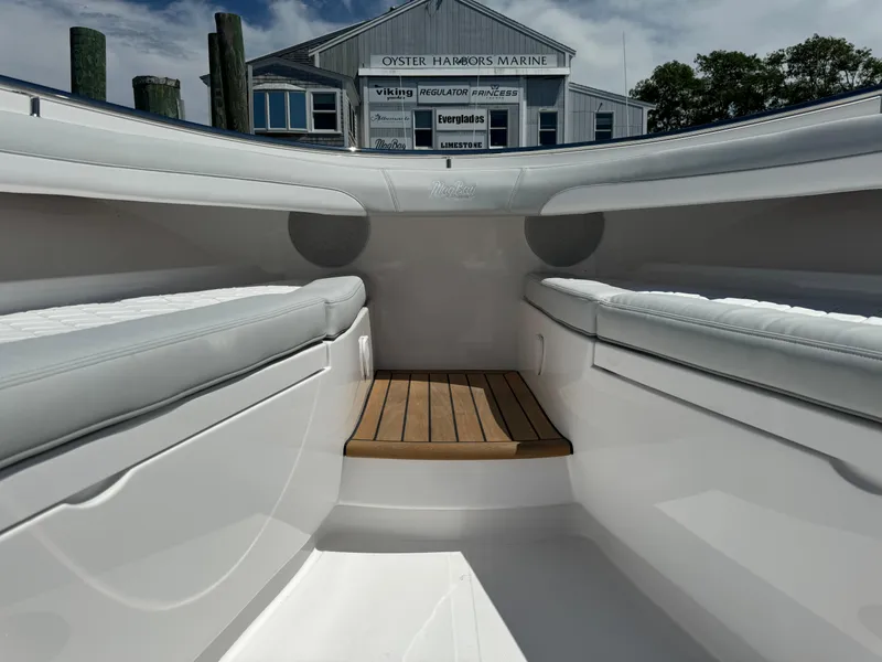 Slide: The Image of Mag Bay 43 CC 2025 - 66