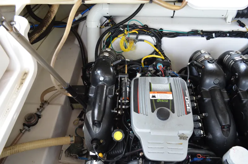 Slide: The Image of Four Winns H310 2013 - 59