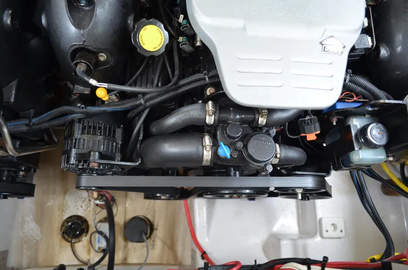 Slide: The Image of Four Winns H310 2013 - 64