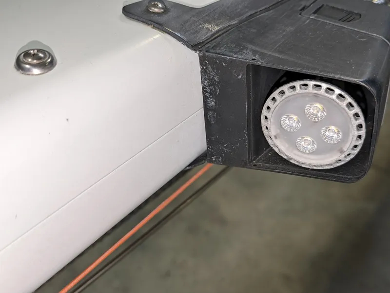 Slide: The Image of Tartan 3500 Highlander - 19