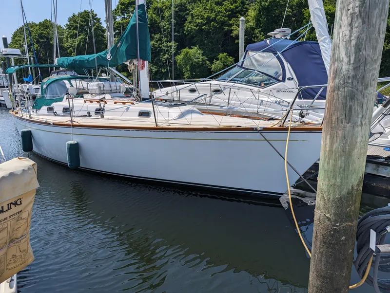 Slide: The Image of Tartan 3500 Highlander - 25