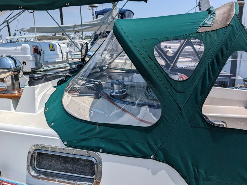 Slide: The Image of Tartan 3500 Highlander - 33