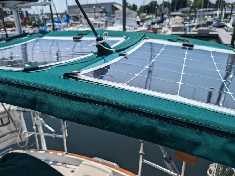 Slide: The Image of Tartan 3500 Highlander - 36