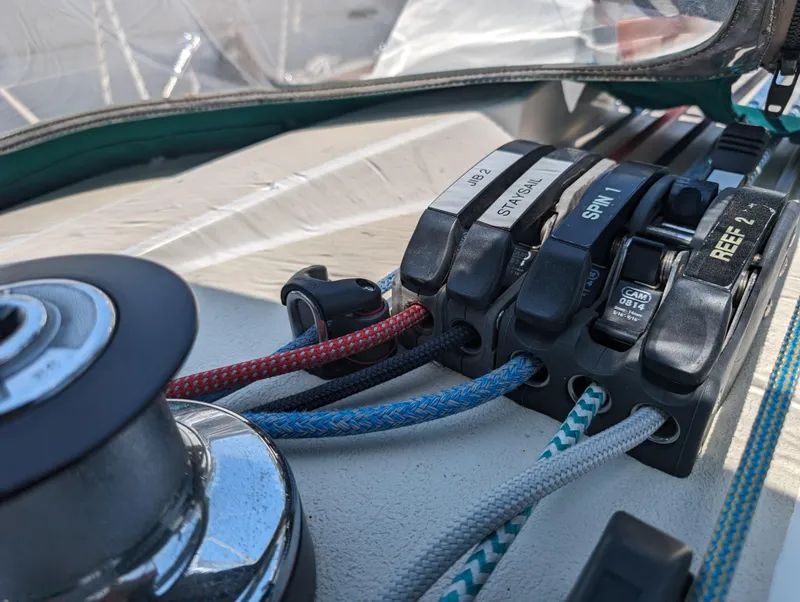 Slide: The Image of Tartan 3500 Highlander - 51