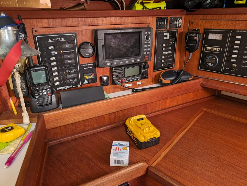 Slide: The Image of Tartan 3500 Highlander - 56