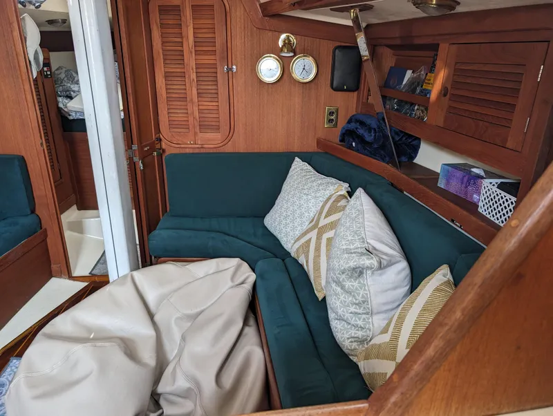 Slide: The Image of Tartan 3500 Highlander - 60