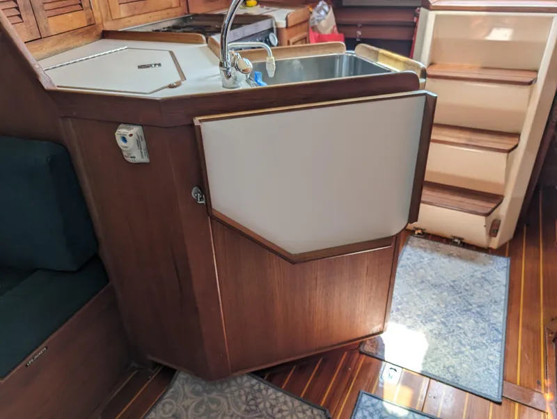 Slide: The Image of Tartan 3500 Highlander - 63