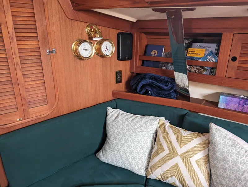 Slide: The Image of Tartan 3500 Highlander - 67