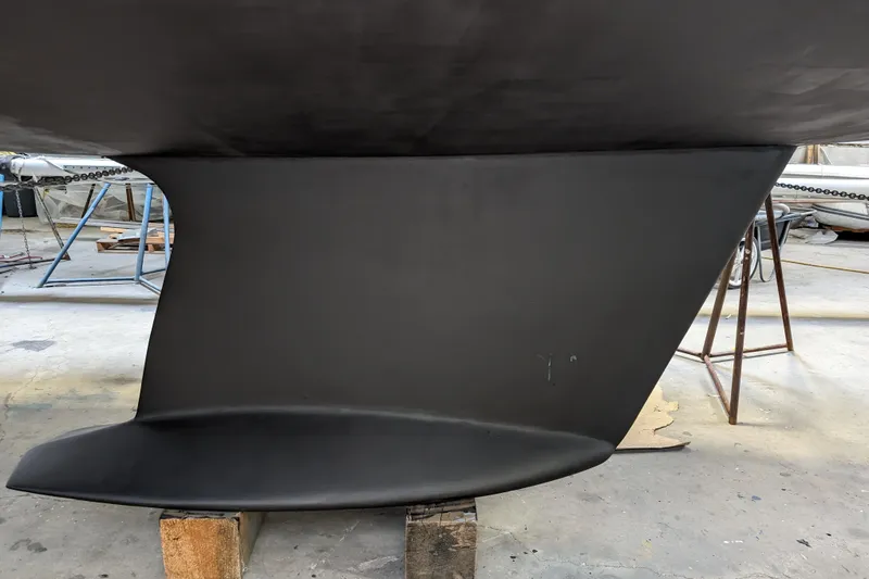 Slide: The Image of Tartan 3500 Highlander - 7