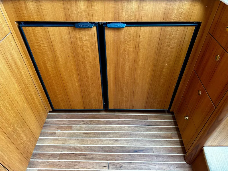 Slide: The Image of 2005 Viking Yachts 45’ Open Express “SHANGRI LA DE DAH” Offered by Northstar Yacht Sales - Please Contact: Chris Carney, CPYB at 401-633-2070 - 35