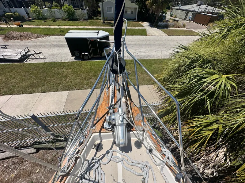 Slide: The Image of Island Packet 420 2002 - 66