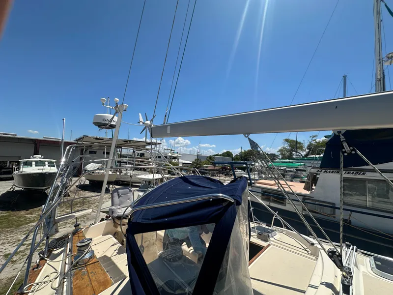 Slide: The Image of Island Packet 420 2002 - 74