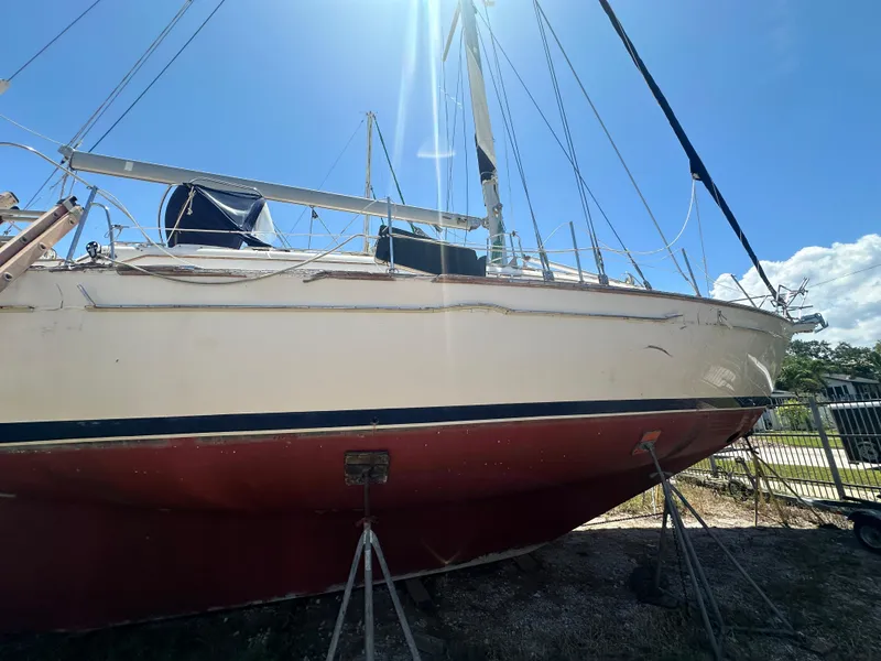 Slide: The Image of Island Packet 420 2002 - 77