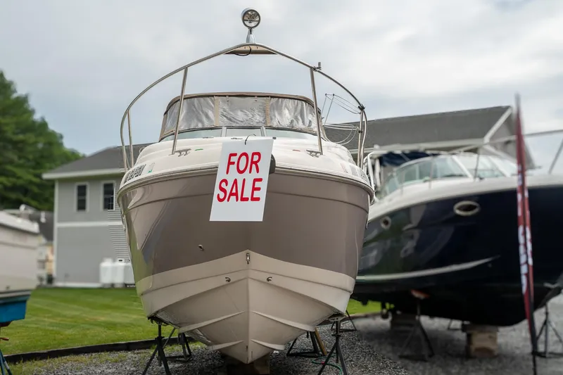 Slide: The Image of Rinker Fiesta Vee 270 2005 - 3