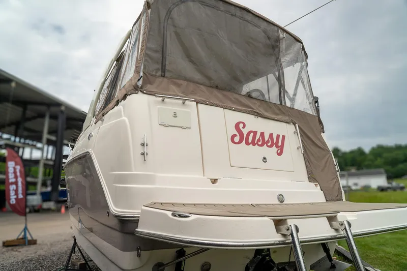 Slide: The Image of Rinker Fiesta Vee 270 2005 - 4