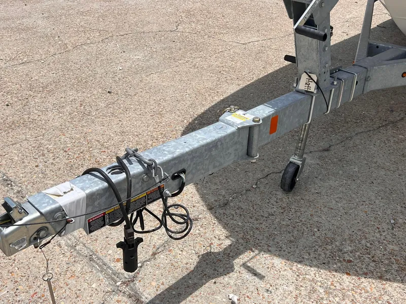 Slide: The Image of 2021 Bayliner VR5 Bowrider I/O trailer hitch and safety chains. - 17