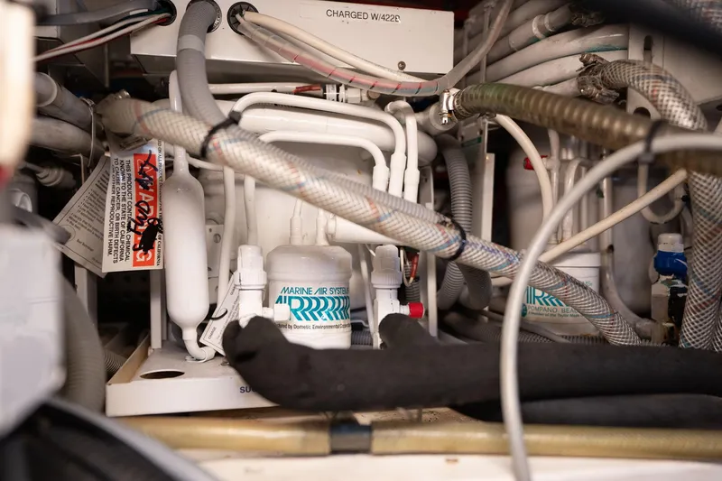 Slide: The Image of Vitech 68' Vitech Pilothouse 1999 - 108