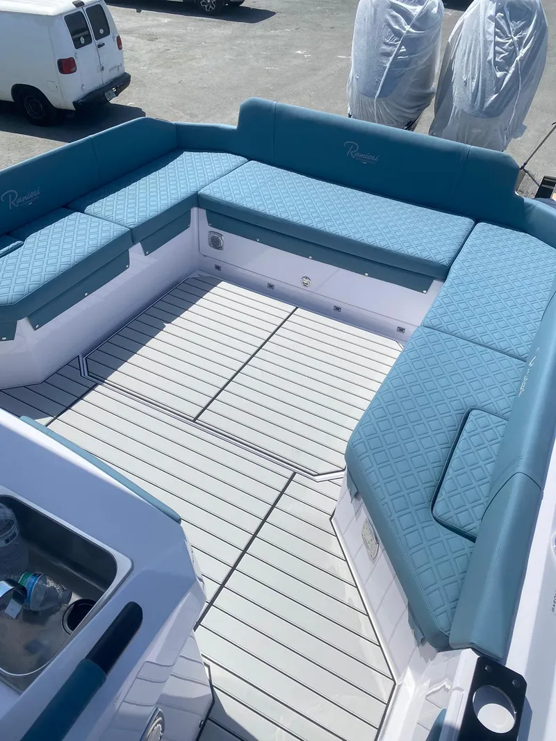 Slide: The Image of 2025 Ranieri CAYMAN 38.0 EXECUTIVE boat with spacious seating area and modern design. - 20