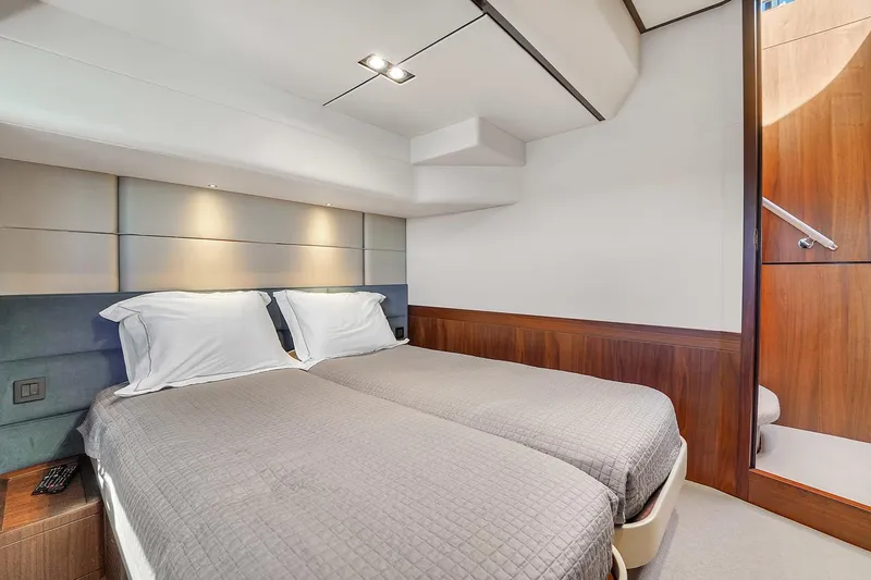 Slide: The Image of Princess Y78 2021 - 61