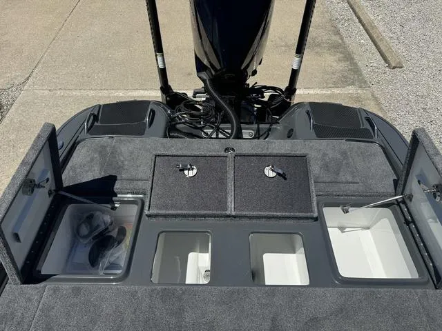 Slide: The Image of 2025 Phoenix Bass Boats 721 ZXL rear storage compartments and livewells. - 28