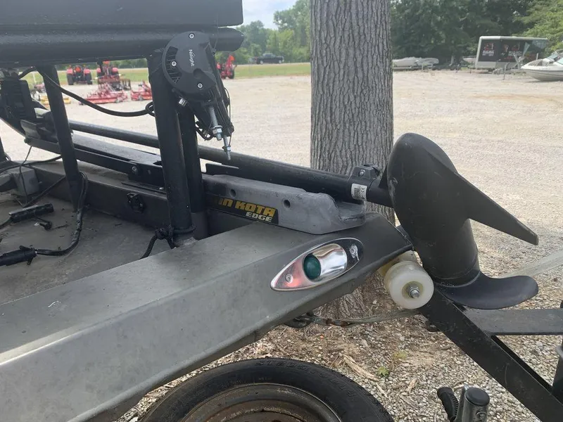 Slide: The Image of WeldBilt 1652V 2011 - 3