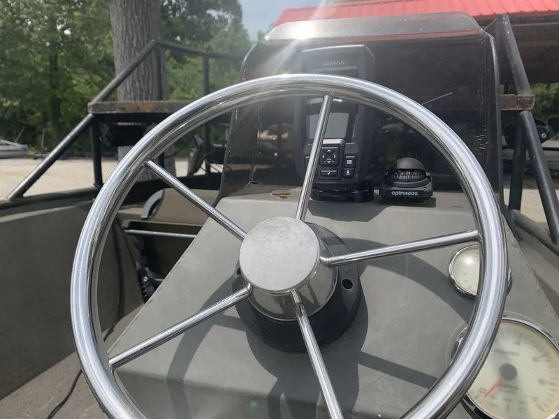 Slide: The Image of WeldBilt 1652V 2011 - 4