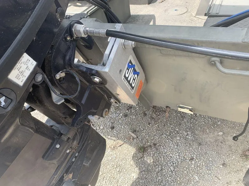 Slide: The Image of WeldBilt 1652V 2011 - 8