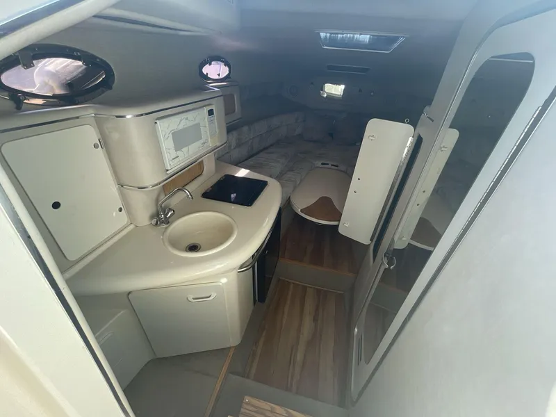 Slide: The Image of Sea Ray 270 Sundancer 1996 - 10