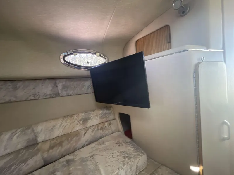 Slide: The Image of Sea Ray 270 Sundancer 1996 - 14