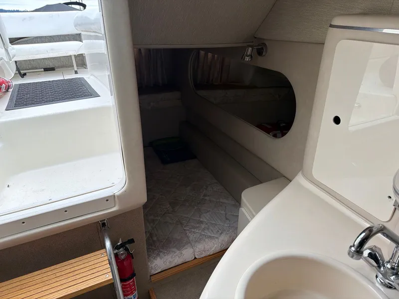 Slide: The Image of Sea Ray 270 Sundancer 1996 - 25