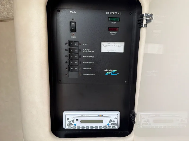 Slide: The Image of Sea Ray 270 Sundancer 1996 - 27