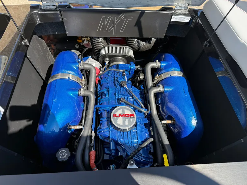 Slide: The Image of MasterCraft NXT21 2024 - 17