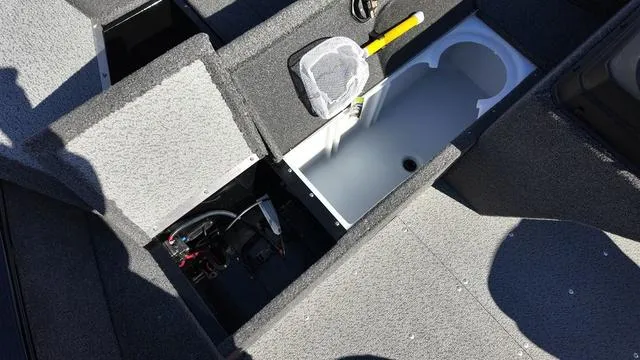 Slide: The Image of Lund 1650 Angler SS 2024 - 7