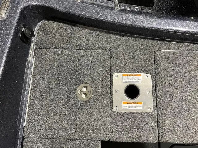 Slide: The Image of Lund 219 Pro-V Sport 2023 - 12