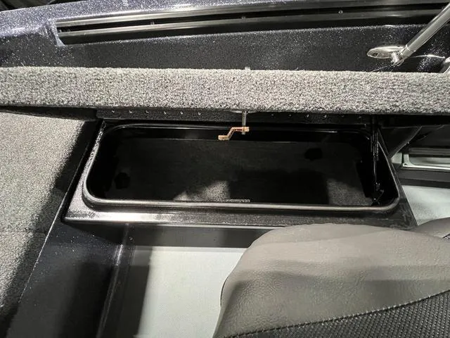 Slide: The Image of Lund 219 Pro-V Sport 2023 - 17