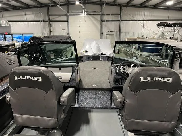 Slide: The Image of Lund 219 Pro-V Sport 2023 - 21