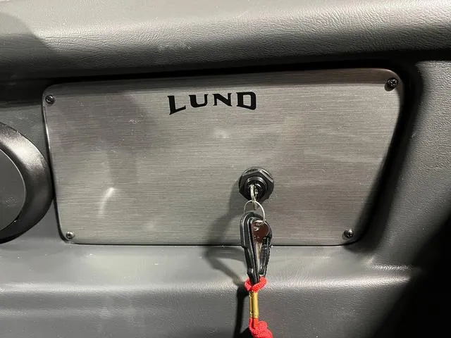 Slide: The Image of Lund 219 Pro-V Sport 2023 - 34