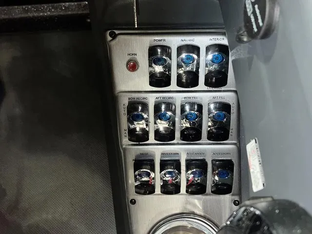 Slide: The Image of Lund 219 Pro-V Sport 2023 - 36